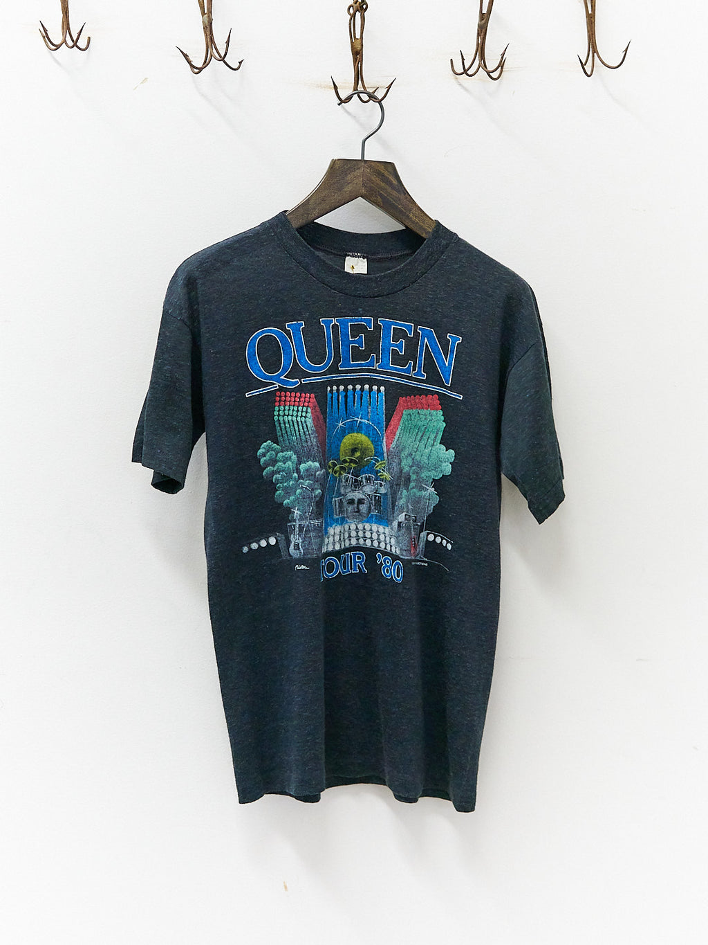 Vintage 80's Queen Well-Worn Band T-Shirt